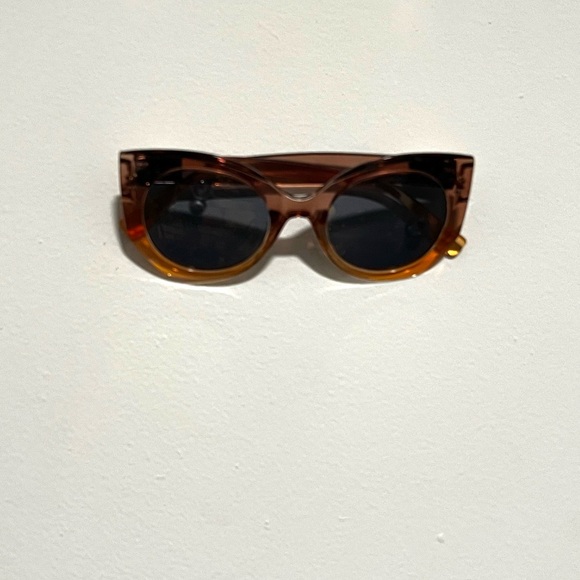 Brown Cat-Eye Sunglasses - Picture 1 of 3